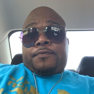 Meet your Posher, Titus